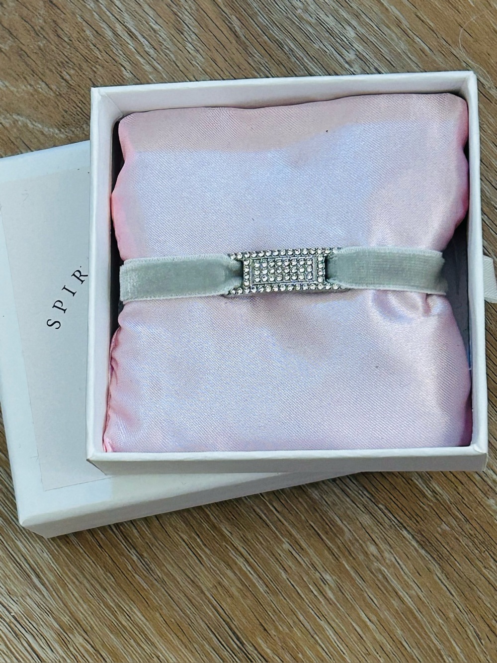 Velvet Crystal Bar Bracelet - Light Gray